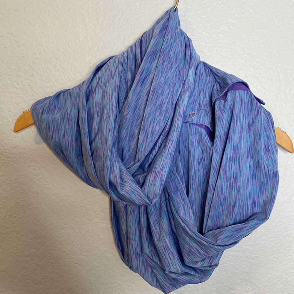 Apana womens blue infinity scarf with snaps